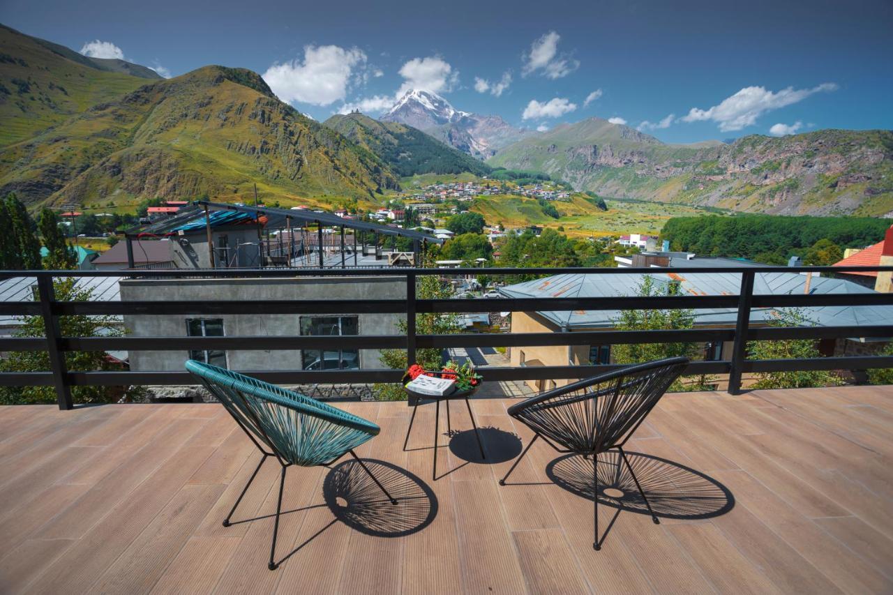 Hotel Inside Kazbegi المظهر الخارجي الصورة