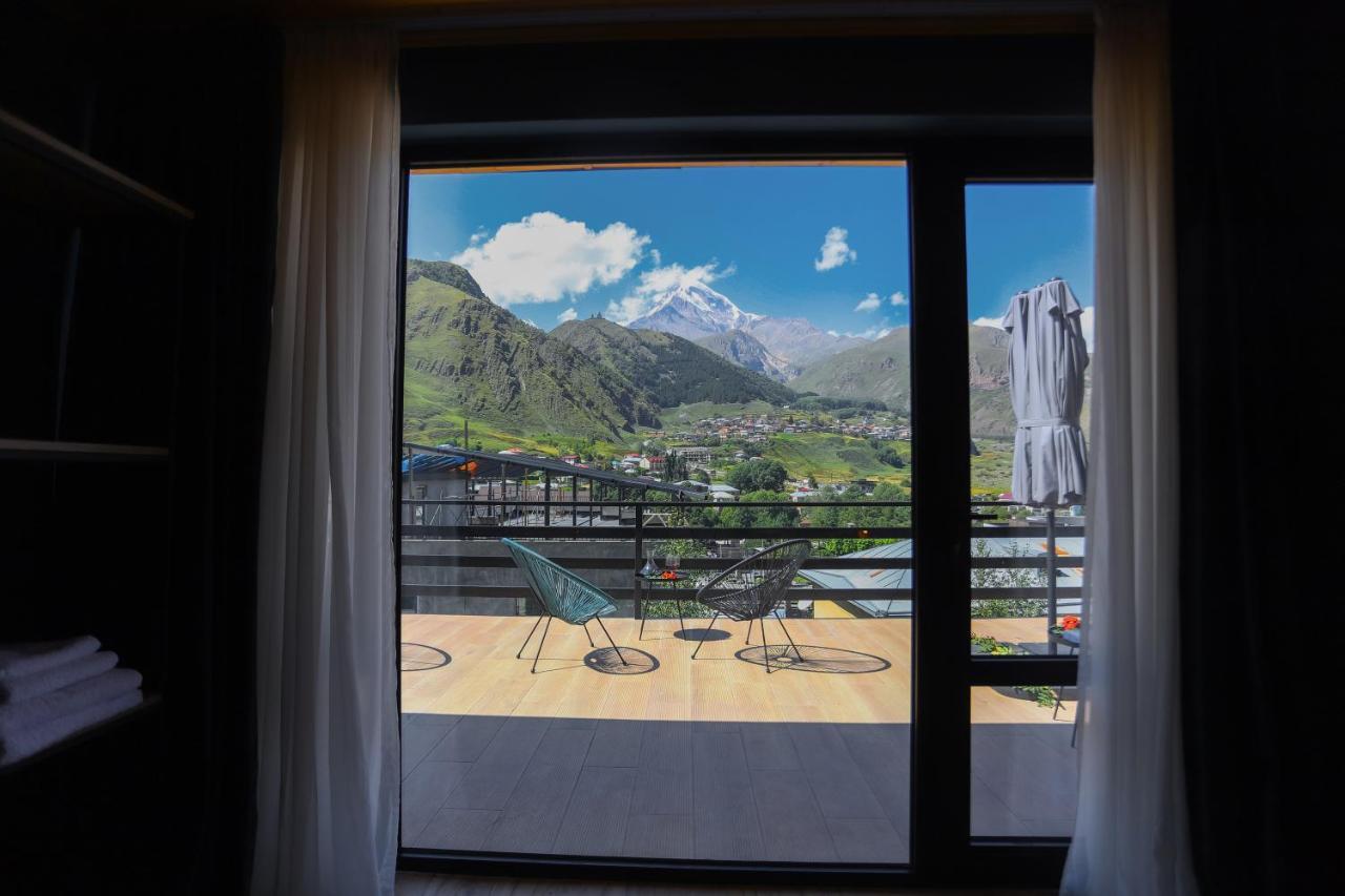 Hotel Inside Kazbegi المظهر الخارجي الصورة